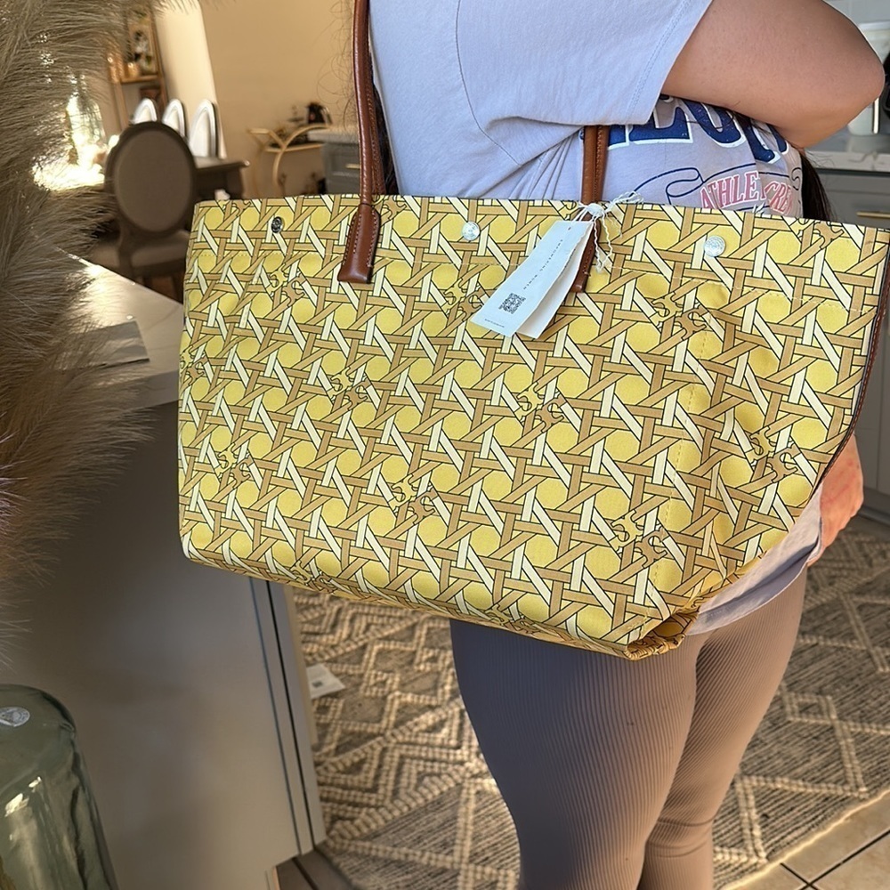 Tory Burch
Canvas Basketweave Tote - Picture 7 of 8